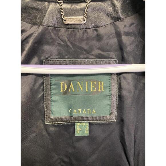 Vintage Y2K Danier Black Very Soft and Supple Leather Women's Jacket Blazer sz 4 - Picture 4 of 5